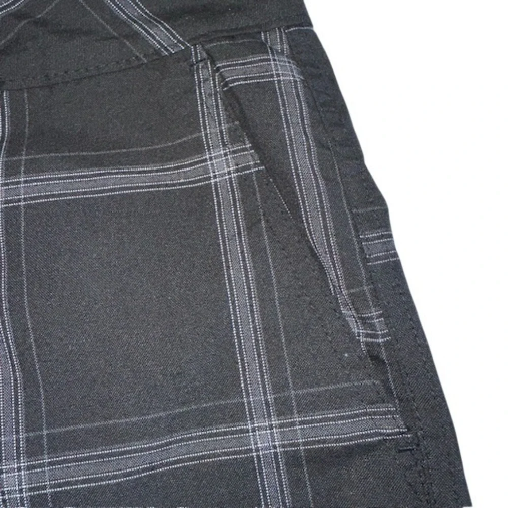 O'Neill Plaid Shorts Hybrid Casual Walk Black Size 32‎